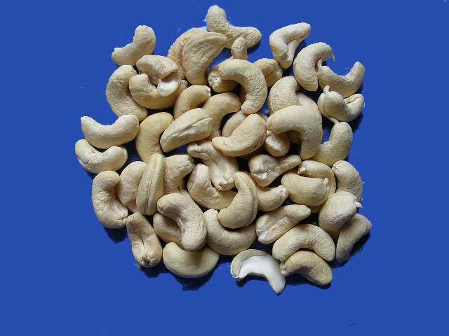 cashew kernels