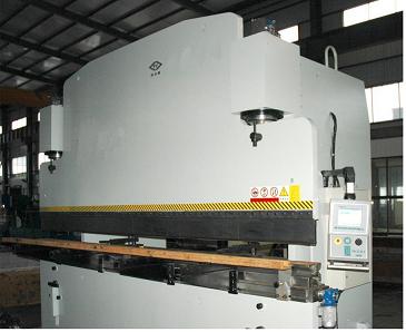 Máy chấn CNC