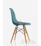 Eames Plastic Side Chair