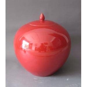 red colored glaze porcelain jar