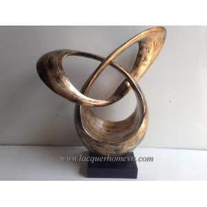 Lacquer bamboo sculpture